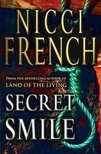 Secret Smile (TPB) 9780718145200 Nicci French, Gelezen, Nicci French, Verzenden