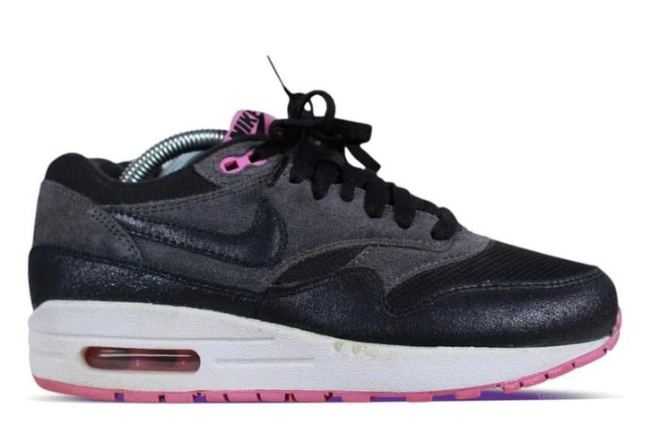 Nike Air Max 1 Black Perfect Pink  42, Kleding | Dames, Schoenen, Sneakers of Gympen, Ophalen of Verzenden