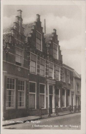 BRIELLE - Hotel de Nymph (Geboortehuis van M. H. Tromp), Verzamelen, Ansichtkaarten | Nederland, Verzenden