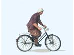 Preiser 45068 Bauerin auf Fahrrad 1:22,5 (Figuren, Scenery), Ophalen of Verzenden, Nieuw