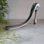 Manolo Blahnik, Habitat, 2004, Schoenlepel & Kunstwerk -