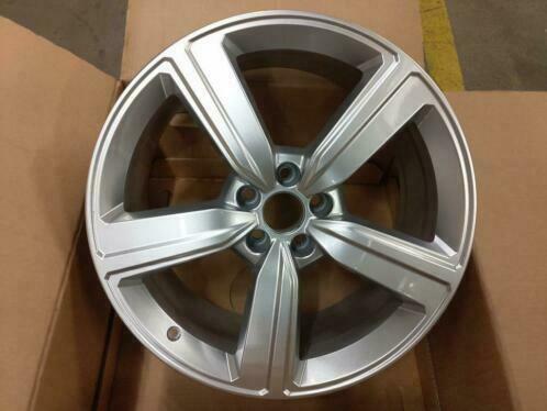 Velgen Origineel Audi E-Tron 4KE 20inch 4KE601025S 5 Spaak, Auto-onderdelen, Banden en Velgen, Velg(en), Nieuw, 20 inch, Ophalen of Verzenden