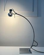 Igor Paris - Tafellamp - Metaal, Staal, Verchroomd - H 64 cm, Antiek en Kunst, Antiek | Lampen