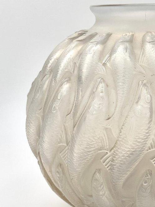 Lalique - René Lalique - Vaas - Glas - Marisa model, Antiek en Kunst, Antiek | Glas en Kristal