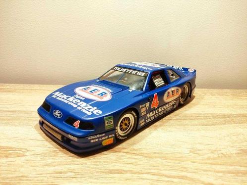 GMP - Model raceauto - Ford Mustang - AER-kosten, Hobby en Vrije tijd, Modelauto's | 1:5 tot 1:12