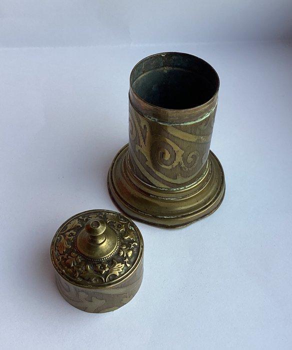 Zonder Minimumprijs - Vesta doosje - Messing - Go to bed, Verzamelen, Rookartikelen, Aanstekers en Luciferdoosjes