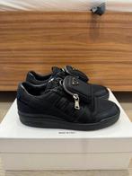 Prada - Low-top sneakers - Maat: Shoes / EU 37.5, UK 4,5, US, Antiek en Kunst, Antiek | Kleden en Textiel