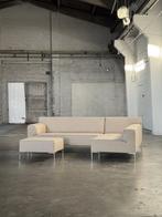 Design on Stock Bloq + Hocker | Beige (NIEUWSTAAT), Huis en Inrichting, 250 tot 300 cm, Hoekbank, Ophalen of Verzenden, Zo goed als nieuw