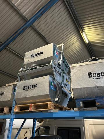PUINBAK / KRAANCONTAINER 600 LITER ZELFKIEPEND beschikbaar voor biedingen
