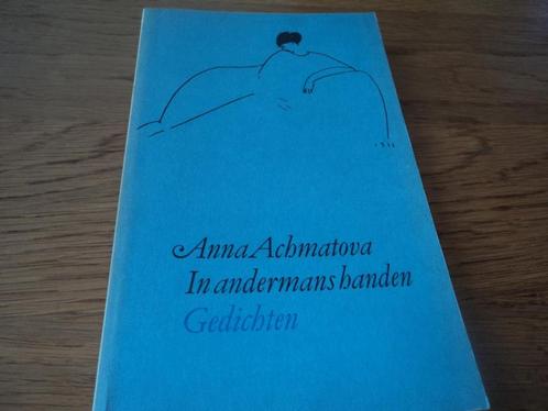 In andermans handen 9789029011259 Anna Achmatova, Boeken, Overige Boeken, Gelezen, Verzenden