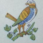 Tegel - Gekleurde vogel op tak - 1650-1700, Antiek en Kunst
