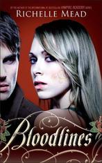 Bloodlines - Richelle Mead - paperback, Boeken, Gelezen, Richelle 	Mead, Ophalen of Verzenden, Fictie