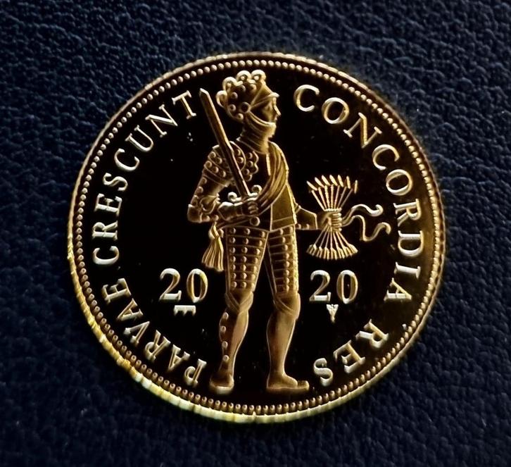 Gouden Enkele Dukaat 2020 met letter Z en goudbaar op zuid, Postzegels en Munten, Edelmetalen en Baren, Goud, Verzenden