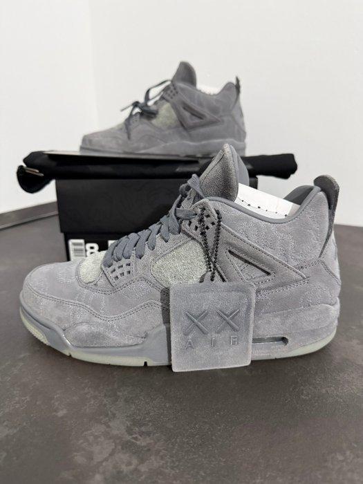 Air Jordan - Air Jordan 4 Retro Kaws Cool Grey - Sneakers -, Kleding | Heren, Schoenen