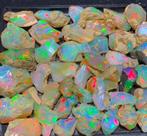 Opaal Kristal op matrix- 20.5 g - (1), Verzamelen, Mineralen en Fossielen