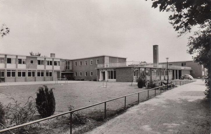 ZEIST - Bartimeus Instituut voor Blinden en Slechtzienden, Verzamelen, Ansichtkaarten | Nederland, Verzenden