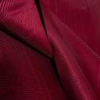 BA075 - Stof in rood satijn Borgogna - Geometrisch patroon -