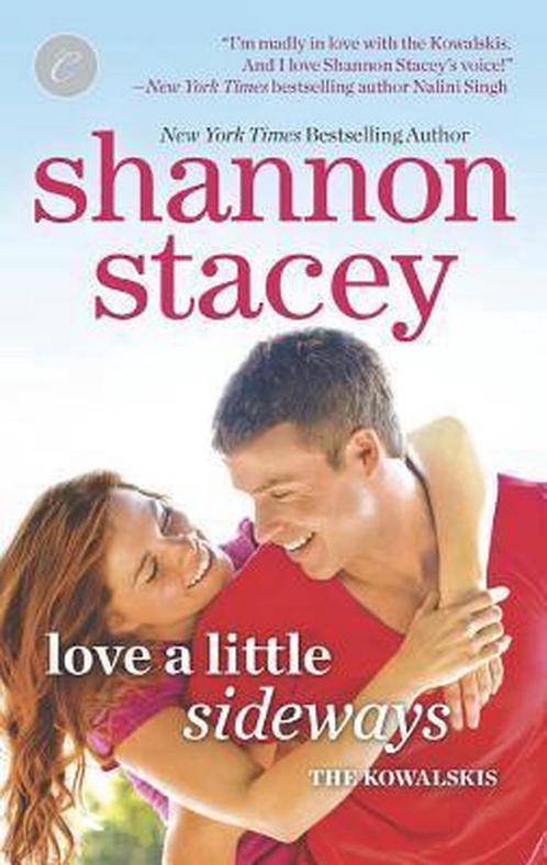 Love A Little Sideways 9780373002252 Shannon Stacey, Boeken, Overige Boeken, Gelezen, Verzenden