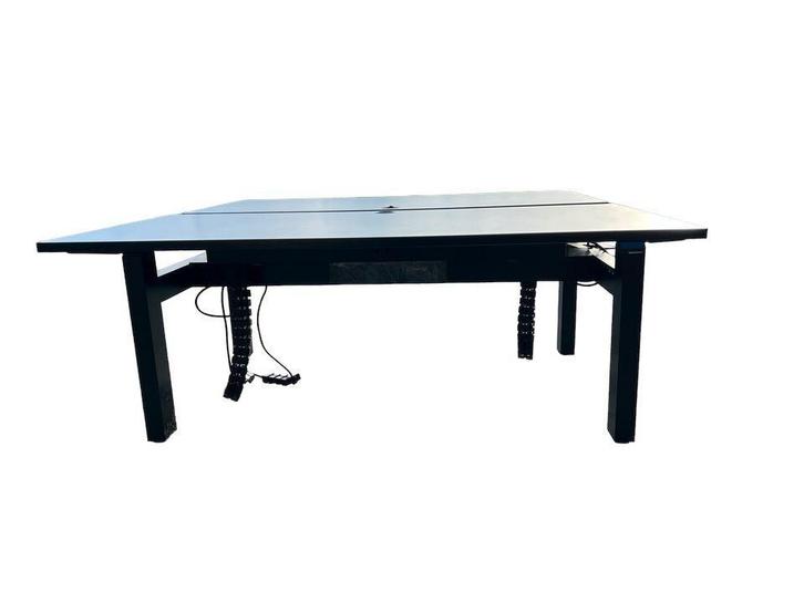 Herman Miller Duo Bureau -  Zit Sta Bureau Elektrisch, Huis en Inrichting, Bureaus, Stabureau, Zo goed als nieuw, Elektrisch, In hoogte verstelbaar