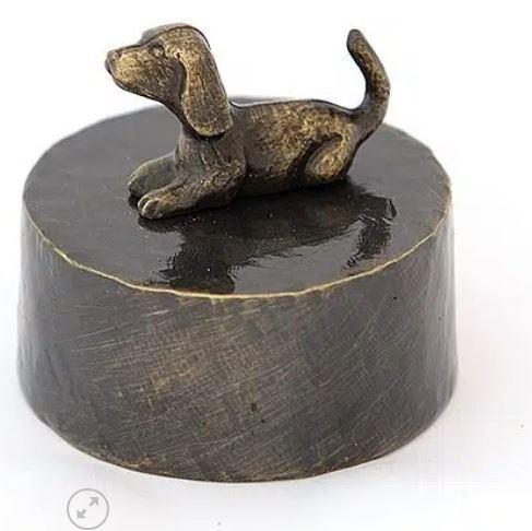 Honden urn verbronsd puppy Teckel 2, Dieren en Toebehoren, Honden-accessoires, Nieuw
