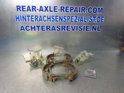 Remschoenenset Audi 80, VW Polo, Golf, Jetta (Achteras), Auto-onderdelen, Remmen en Aandrijving, Nieuw, Audi, Volkswagen, Verzenden