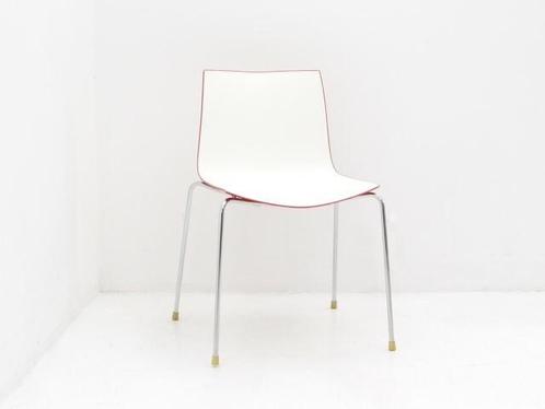 Kantinestoel Arper Catifa - wit met rode rand - 4-poot, Huis en Inrichting, Stoelen, Gebruikt, Ophalen of Verzenden