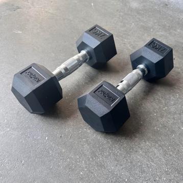 KRAKEN Hexagon 7 KG Dumbbell NIEUW in doos beschikbaar voor biedingen