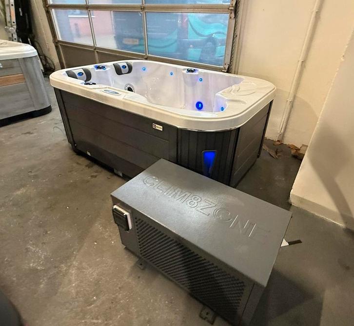 Jacuzzi Passion Coventry 2-persoons + warmtepomp zeer zuinig, Tuin en Terras, Bubbelbaden en Hottubs, Vast, Gebruikt, Filter, Pomp