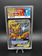 Pokémon - 1 Graded card - Articuno, Moltres, Zapdos #SM210, Hobby en Vrije tijd, Verzamelkaartspellen | Pokémon, Nieuw