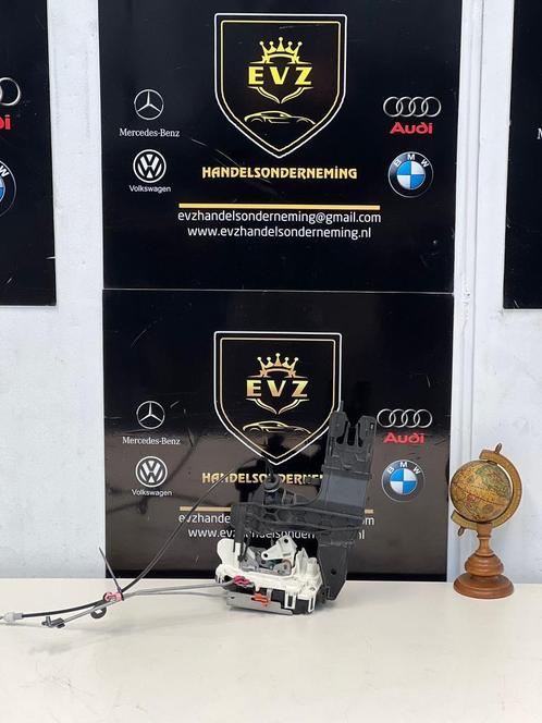 Dodge Ram 1500 Deurslot aandrijving motor links voor 2014, Auto-onderdelen, Carrosserie en Plaatwerk, Gebruikt, Dodge, Voor, Links