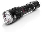 LED zaklamp - 900 lumen - USB oplaadbaar met fietshouder - M, Nieuw, Ophalen of Verzenden