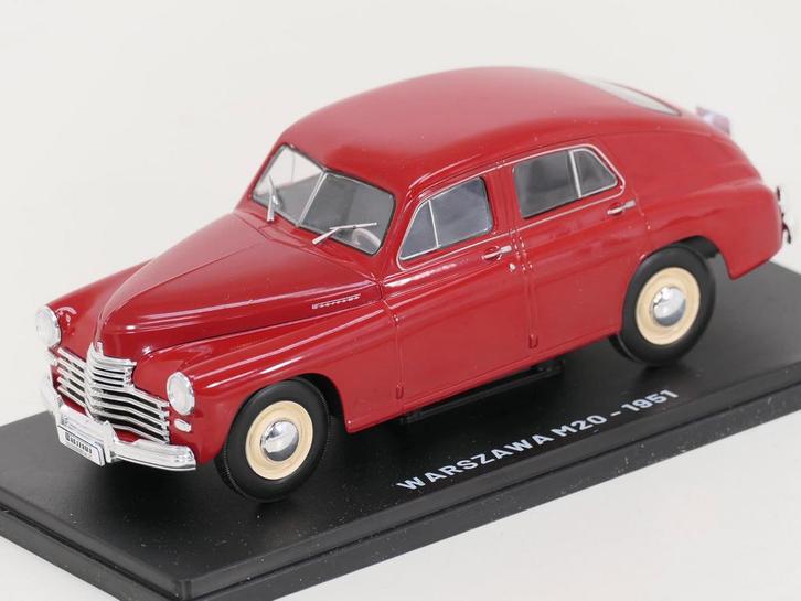 GSDCCmag 00024g1409008 1/24 1951 Warszawa M20, red, Hobby en Vrije tijd, Modelbouw | Figuren en Diorama's, Nieuw, Ophalen of Verzenden
