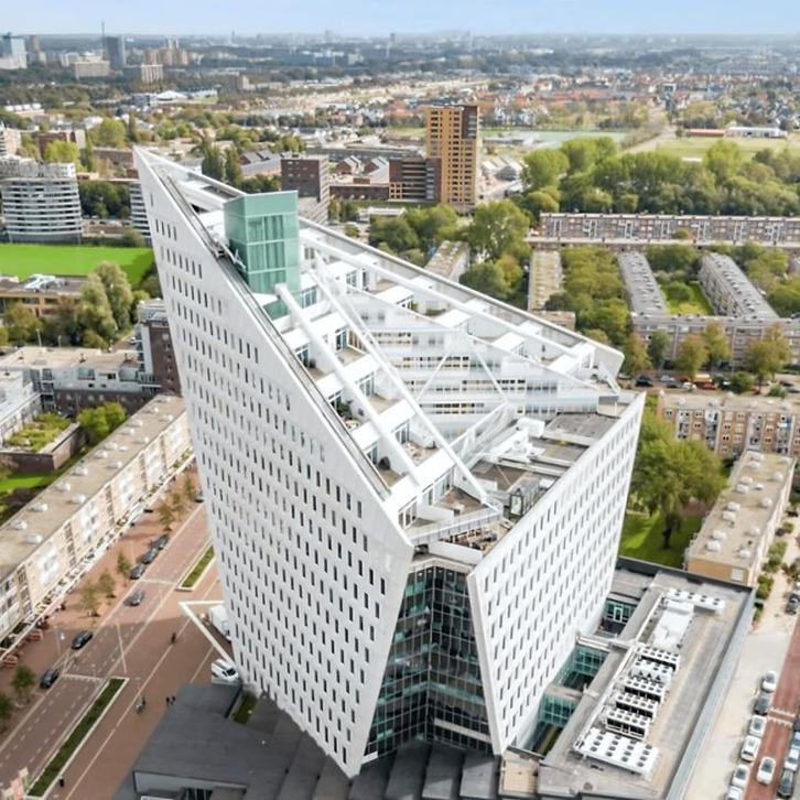 Gestoffeerd appartement met hoog plafond en moderne keuken, Huizen en Kamers, Huizen te huur, Direct bij eigenaar, Appartement