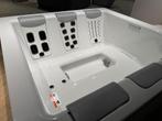 Just Silence Hottub – Showmodel uitverkoop inclusief Cover, Tuin en Terras, Bubbelbaden en Hottubs, Nieuw, Vast