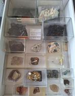 Minerale collectie Kavel met verschillende items - Hoogte:, Verzamelen