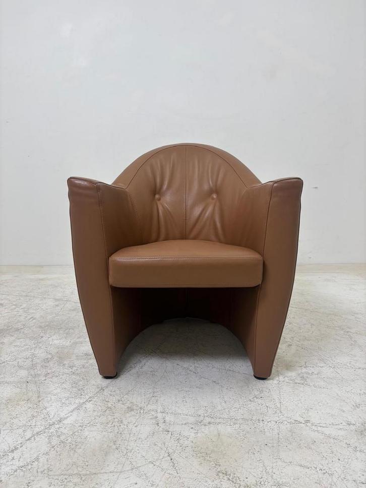 Gebruikte Leolux Carabas design fauteuil in bruin leer, Zakelijke goederen, Kantoor en Winkelinrichting | Kantoormeubilair en Inrichting