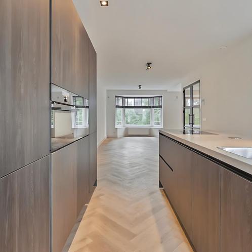 Studentenkamer met Balkon, Huizen en Kamers, Kamers te huur, 50 m² of meer, Amsterdam