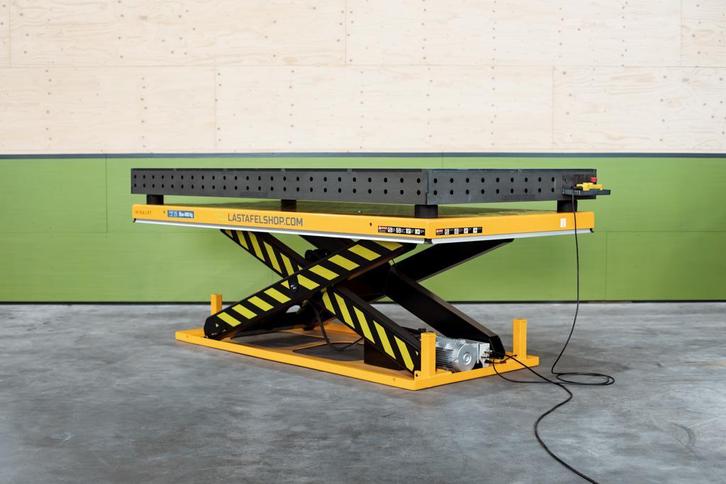 Lastafelshop | Voordelige Lastafel / Opspantafel - Heftafel, Doe-het-zelf en Verbouw, Werkbanken, 70 tot 120 cm, Bankschroef, Inklapbaar