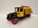 Danbury Mint 1:24 - Modelauto - Coca-Cola Delivery Truck, Nieuw