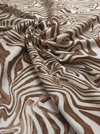 A245 - 590 x 145 cm - Bellissimo tessuto Animalier, di