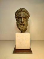 M.R. Arroyo - Mito de la antigüedad