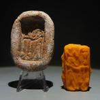 Oud-Egyptisch Terracotta Mal met de god Hapy, god van de