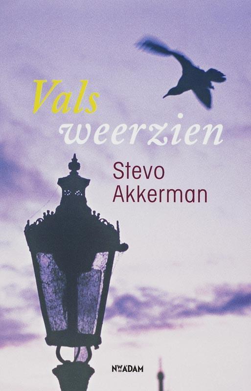 Vals Weerzien 9789046801550 S. Akkerman, Boeken, Romans, Zo goed als nieuw, Verzenden