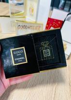 Collectie merkartikelen - Set van 8 Chanel miniaturen,, Antiek en Kunst