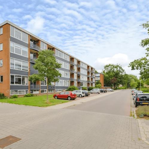 Modern appartement met Balkon te huur gevonden in Deventer, Huizen en Kamers, Huizen te huur, Direct bij eigenaar, Appartement