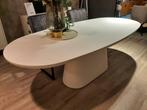 Narvik eettafel ovaal - 220cm **SHOWROOMMODEL**, Nieuw