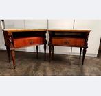 Nachtkastje - Hout, Messing, Marmer - Een paar nachtkastjes, Antiek en Kunst