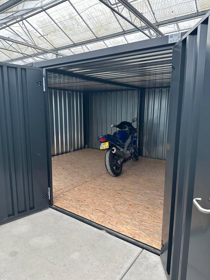 Makkelijk bereikbaar motor stalling te huur regio Rotterdam!, Auto diversen, Autostallingen en Garages