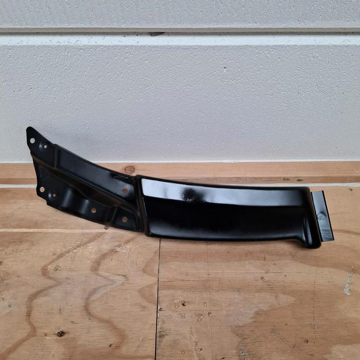 Spatbord beugel A 906 630 2107 Rechts (Nieuw), Auto-onderdelen, Carrosserie en Plaatwerk, Nieuw, 12 maanden garantie, Mercedes-Benz