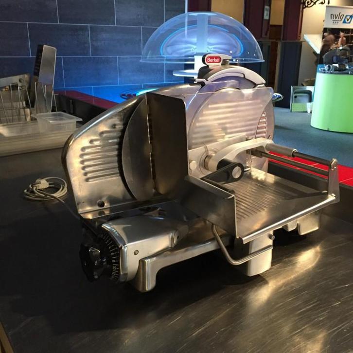 Occasion Berkel snijmachine 834 SC, Zakelijke goederen, Horeca | Keukenapparatuur, Gebruikt, Ophalen